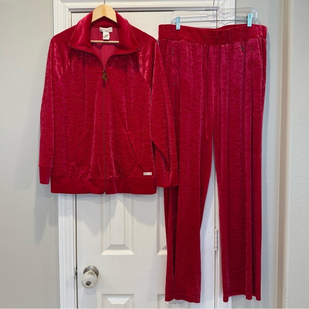 Vintage Y2K Baby Phat Velour Track Suit Set Women’s 2XL Hot Pink Logo USA AOP